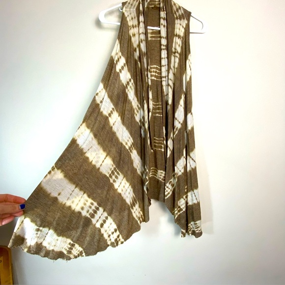 Tie-Dye Cardigan, Brown and White – Flowy and Stylish Large - Picture 1 of 10